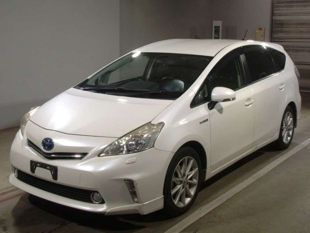 6277 TOYOTA PRIUS ALPHA ZVW41W 2012 г. (TAA Chubu)